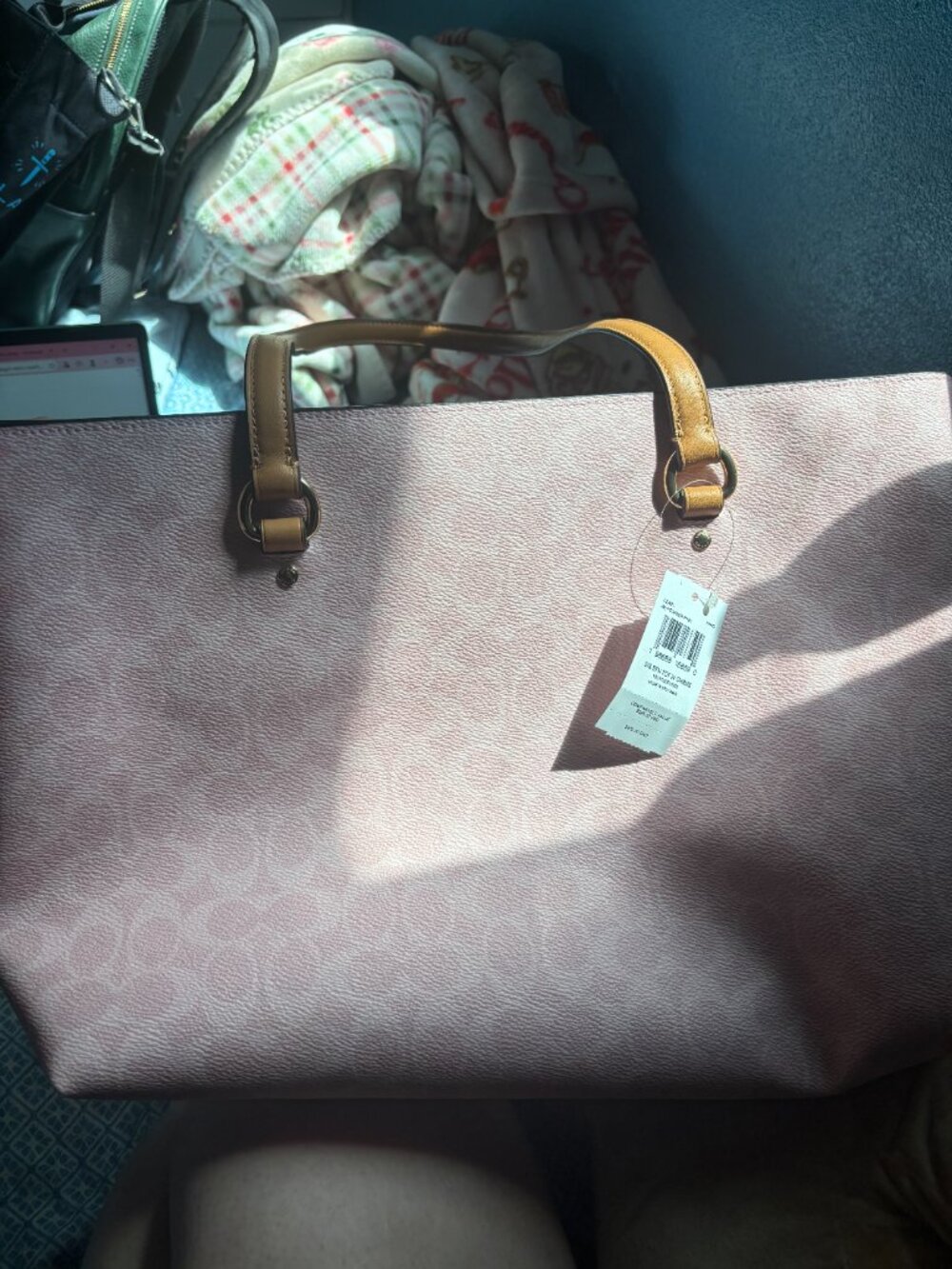 Coach Outlet Station Tote Bag In Signature Canvas - Picture 6 of 7